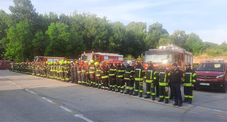 Slika /slike/Vijesti/Naslovna-smotra VZZ Zagrebacke 2023.jpg